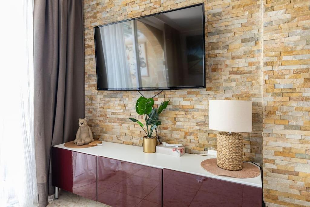 Beachfront Private Apartment In Pueblo Torviscas Sunset Harbour Costa Adeje (Tenerife) Exterior foto